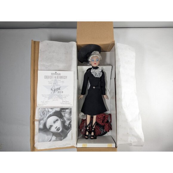 Gene Marshall Little Black Dress Fashion Doll + COA, booklet, stand and box, - Picture 2 of 10